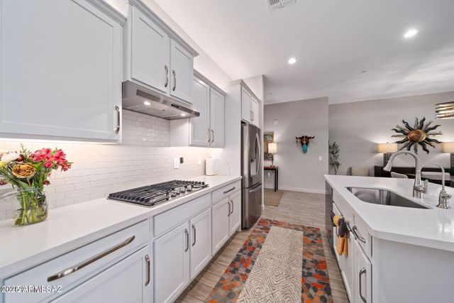 5436 W BEACON HILL Drive, Marana, AZ 85658