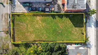 1753 NW 19th St, Miami, FL 33125