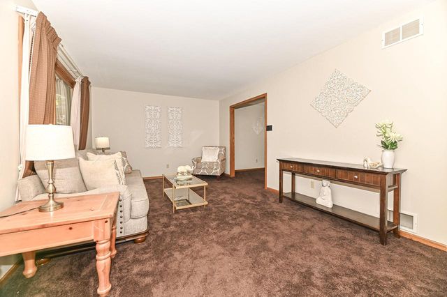 9140 Morgan COURT, Franksville, WI 53126