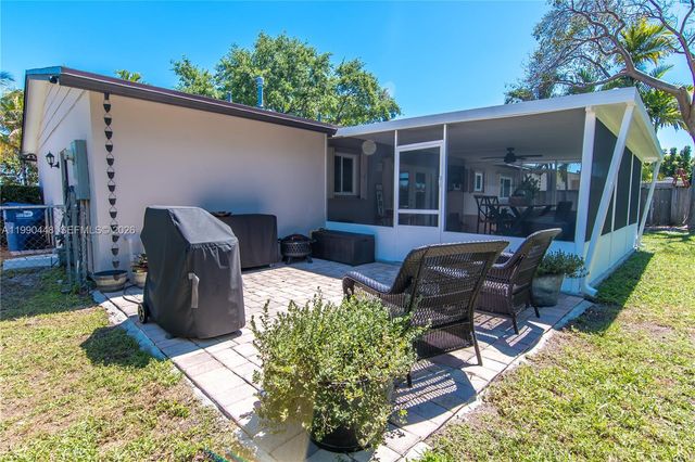 11810 SW 121st Ave, Miami, FL 33186