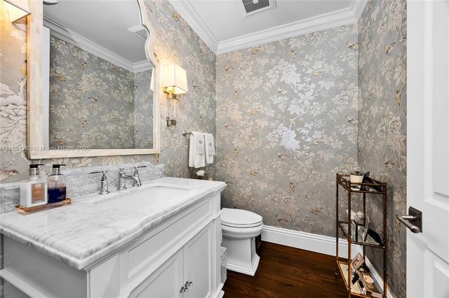 13647 Deering Bay Dr 142, Coral Gables, FL 33158