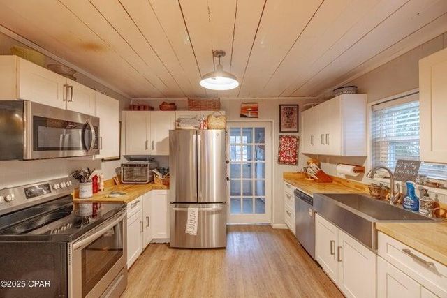5821 S Lagoon Drive, Panama City Beach, FL 32408