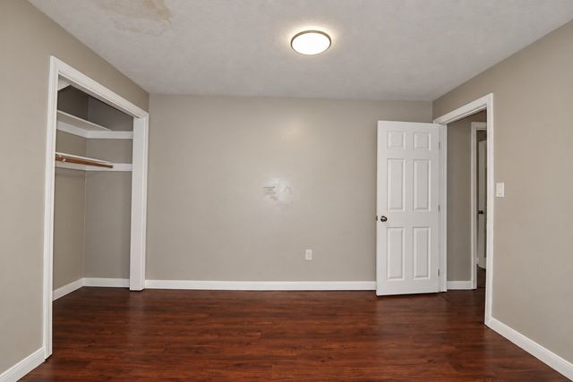 33 Summer St, Tyngsborough, MA 01879