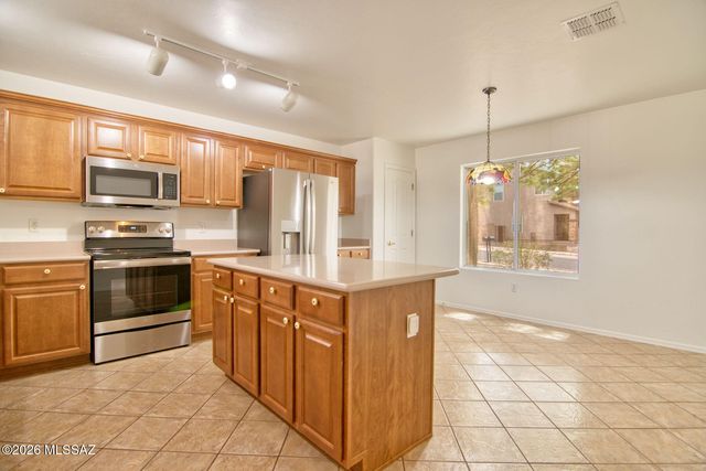 535 E Sterling Canyon Drive, Vail, AZ 85641