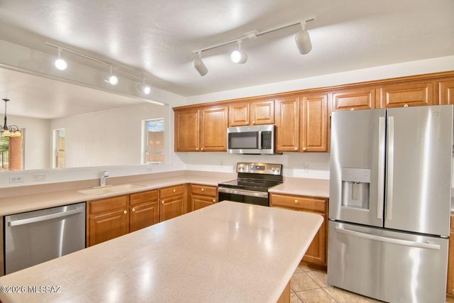 535 E Sterling Canyon Drive, Vail, AZ 85641