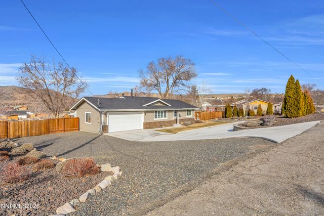 1564 Shirley Street, Minden, NV 89423