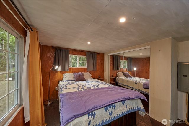 171 N Sylvester Lane, Lilliwaup, WA 98555