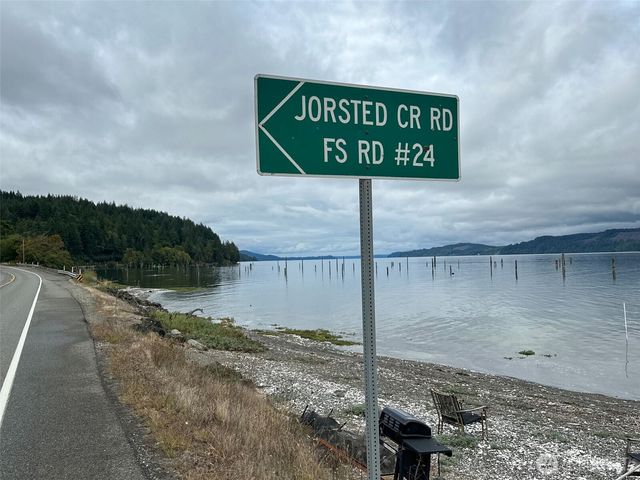 171 N Sylvester Lane, Lilliwaup, WA 98555