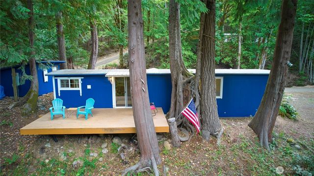 171 N Sylvester Lane, Lilliwaup, WA 98555