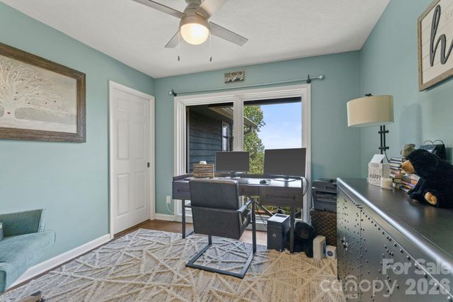 257 Dalhousie Court, Flat Rock, NC 28731