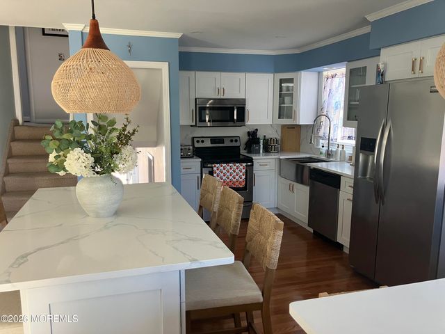 210 Laurel Court, Point Pleasant Beach, NJ 08742