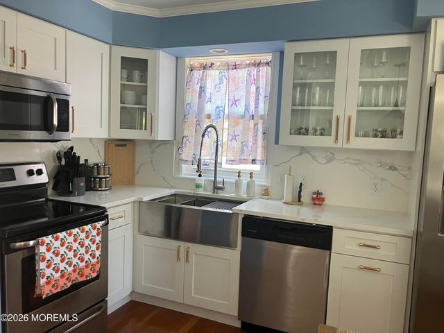 210 Laurel Court, Point Pleasant Beach, NJ 08742