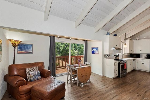 807 Virginia Court, Lake Arrowhead, CA 92352