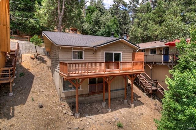 807 Virginia Court, Lake Arrowhead, CA 92352