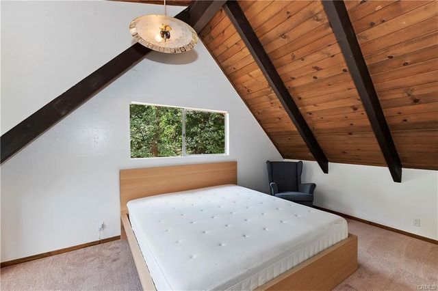 807 Virginia Court, Lake Arrowhead, CA 92352