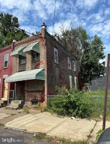 402 W 5TH ST, Chester, PA 19013