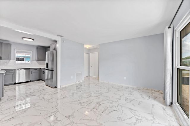 3230 51ST STREET N, St Petersburg, FL 33710