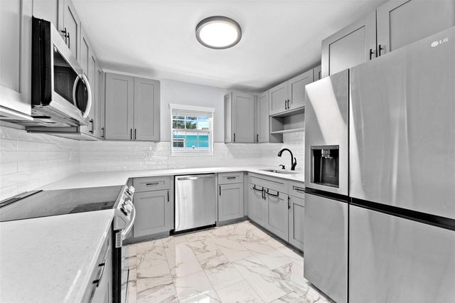 3230 51ST STREET N, St Petersburg, FL 33710