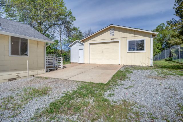 4029 Flower Street, Shasta Lake, CA 96019