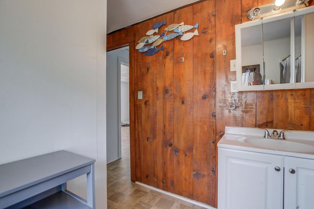 4029 Flower Street, Shasta Lake, CA 96019