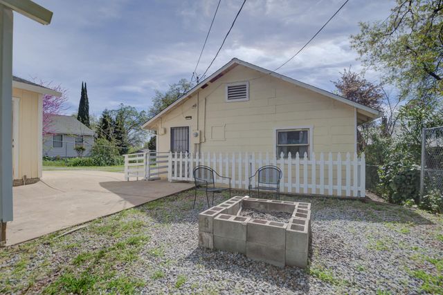 4029 Flower Street, Shasta Lake, CA 96019