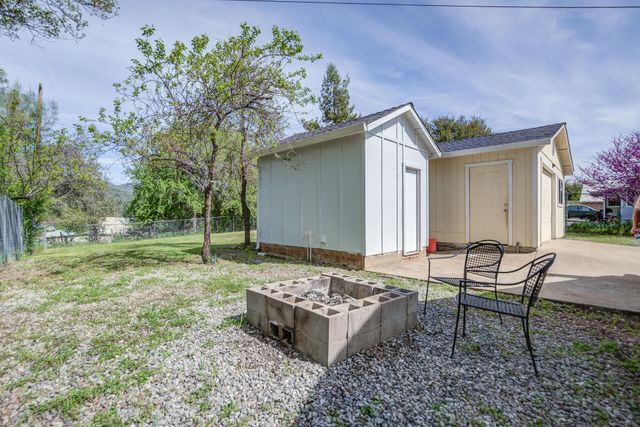 4029 Flower Street, Shasta Lake, CA 96019