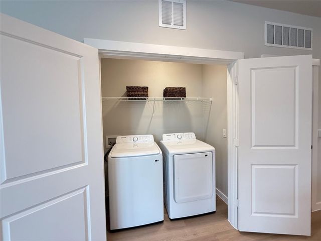 3409 Brinkman St B3.2205, Houston, TX 77018