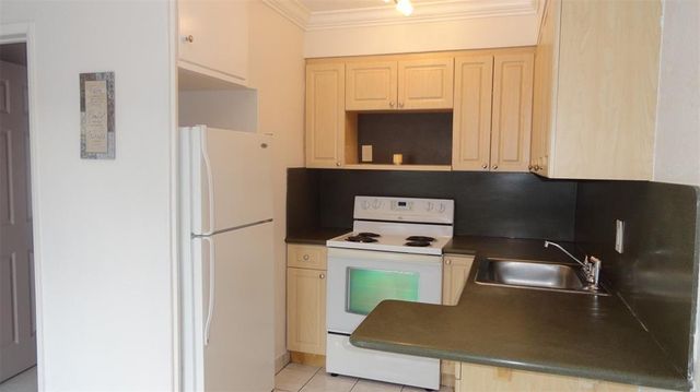 2211 Lincoln Street 11, Hollywood, FL 33020
