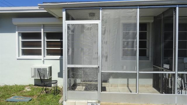 2211 Lincoln Street 11, Hollywood, FL 33020