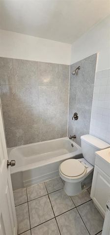 2211 Lincoln Street 11, Hollywood, FL 33020