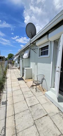 2211 Lincoln Street 11, Hollywood, FL 33020