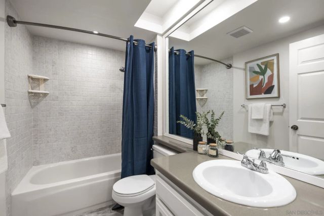 17476 Fairlie Rd, San Diego, CA 92128