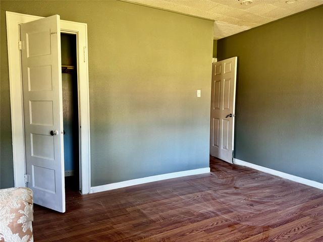 810 W North Street, Livingston, TX 77351