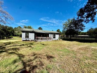 810 W North Street, Livingston, TX 77351