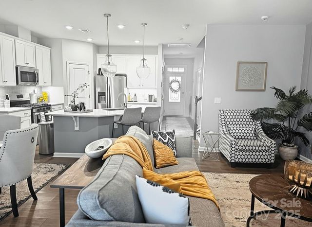 14013 Castle Nook Drive, Charlotte, NC 28273