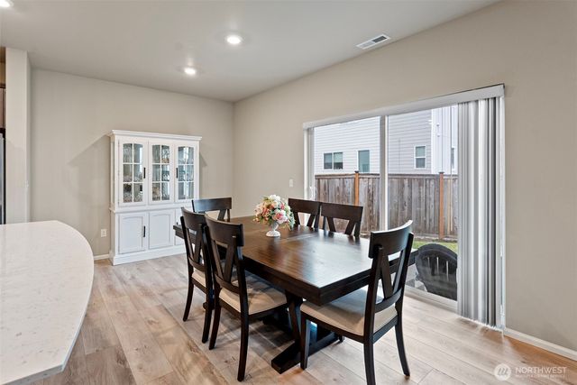 980 Thrush Court SE, Port Orchard, WA 98366