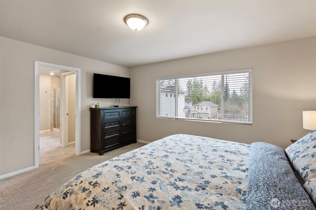 980 Thrush Court SE, Port Orchard, WA 98366