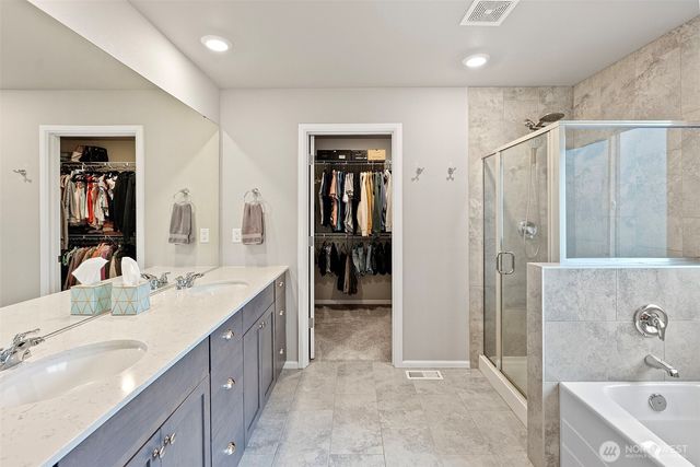 980 Thrush Court SE, Port Orchard, WA 98366