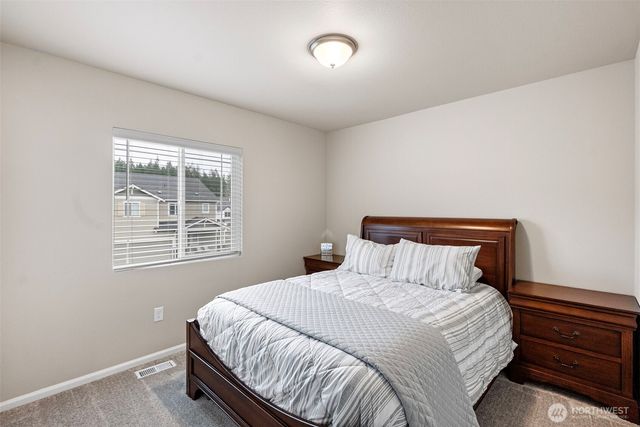 980 Thrush Court SE, Port Orchard, WA 98366