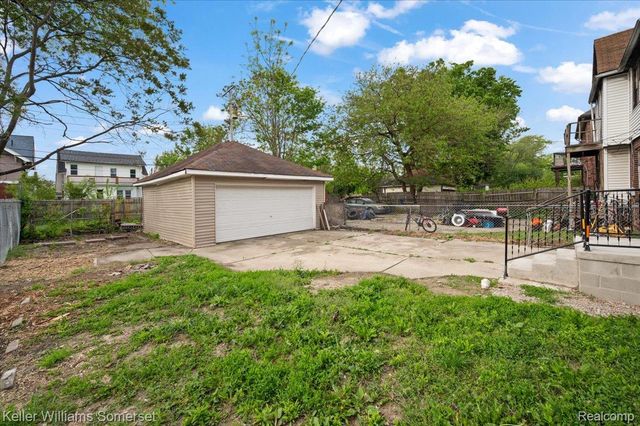 2633 Burlingame Street, Detroit, MI 48206