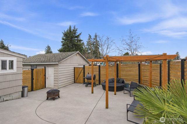 11112 9th Court S, Tacoma, WA 98444