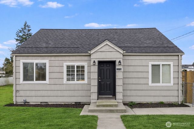 11112 9th Court S, Tacoma, WA 98444