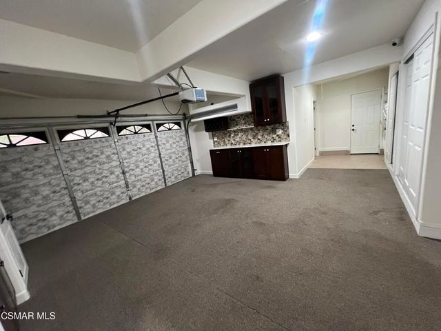 334 W Avenida De Las Flores, Thousand Oaks, CA 91360