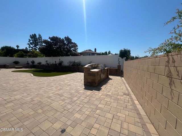 334 W Avenida De Las Flores, Thousand Oaks, CA 91360