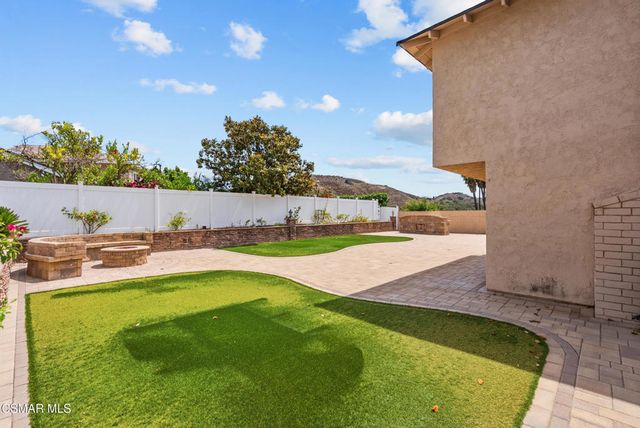 334 W Avenida De Las Flores, Thousand Oaks, CA 91360