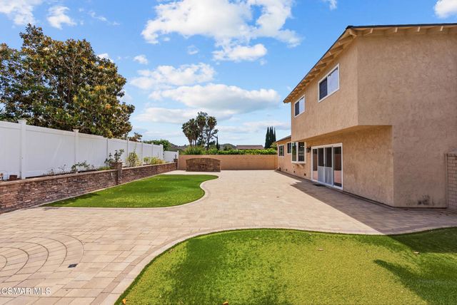 334 W Avenida De Las Flores, Thousand Oaks, CA 91360