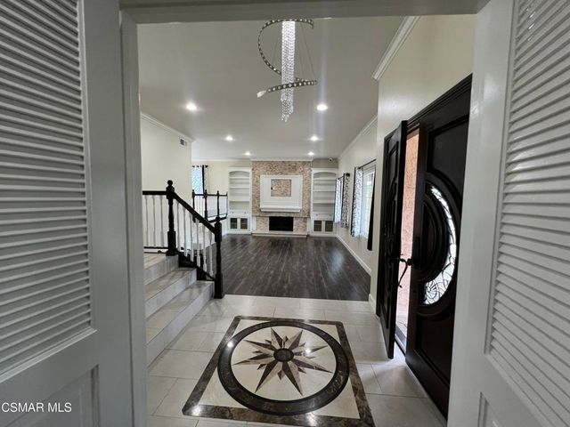 334 W Avenida De Las Flores, Thousand Oaks, CA 91360