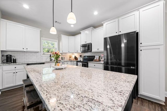 109 Whitley Xing, Rockmart, GA 30153