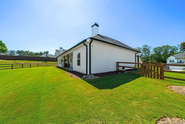 109 Whitley Xing, Rockmart, GA 30153
