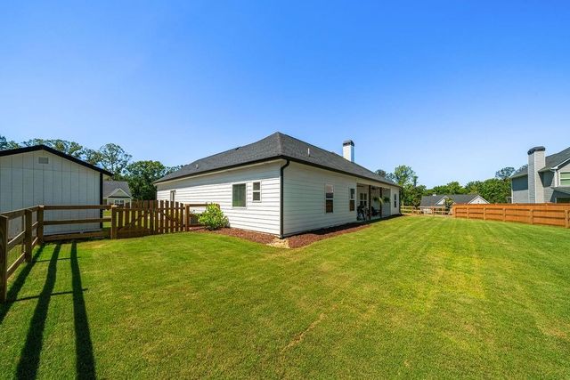 109 Whitley Xing, Rockmart, GA 30153